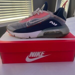 Men’s Nike Air Max 2090 “USA” (Size 8)